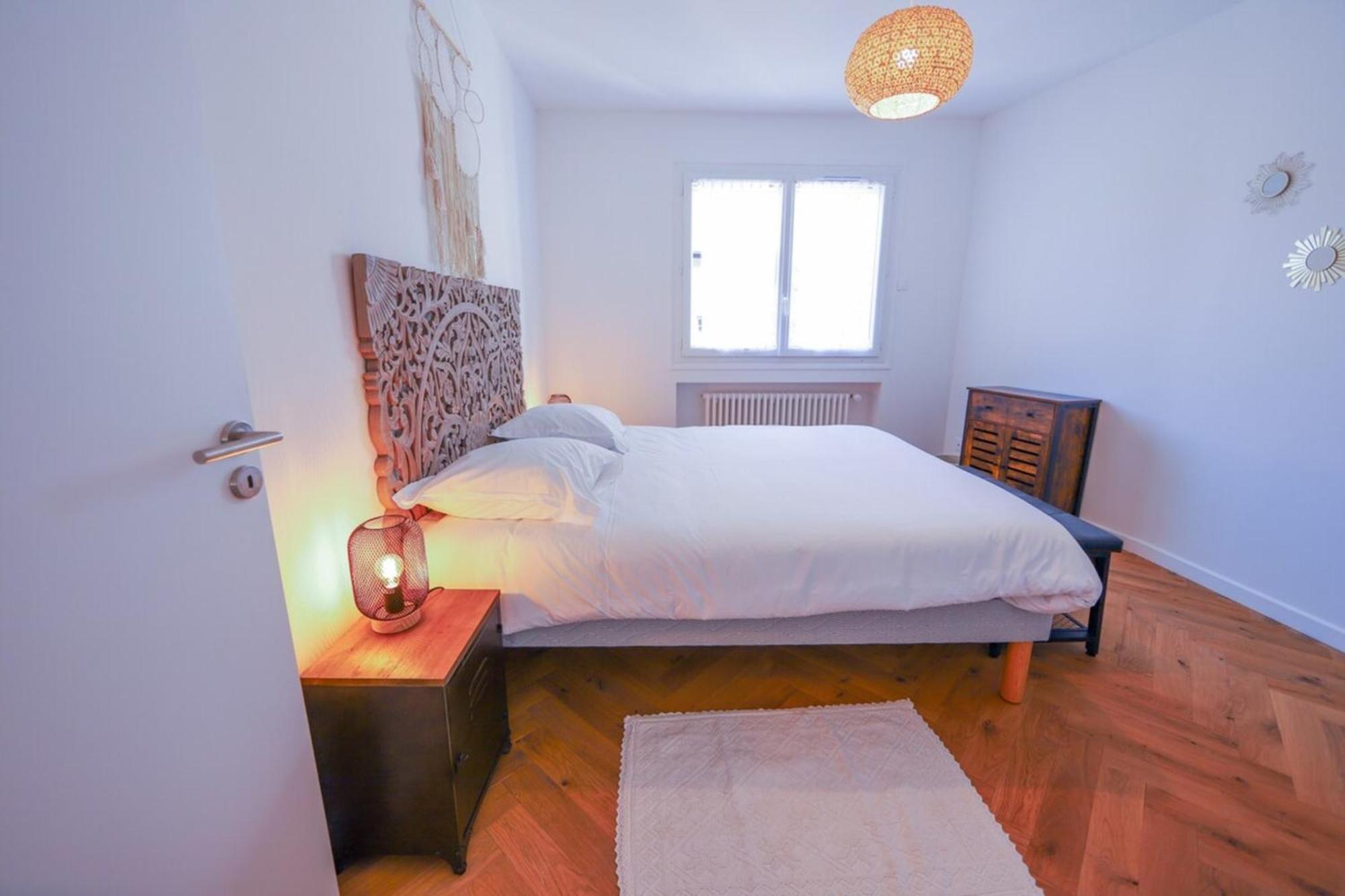 Cozy Along The River - Downtown & Terrace - 4 อานซี ภายนอก รูปภาพ