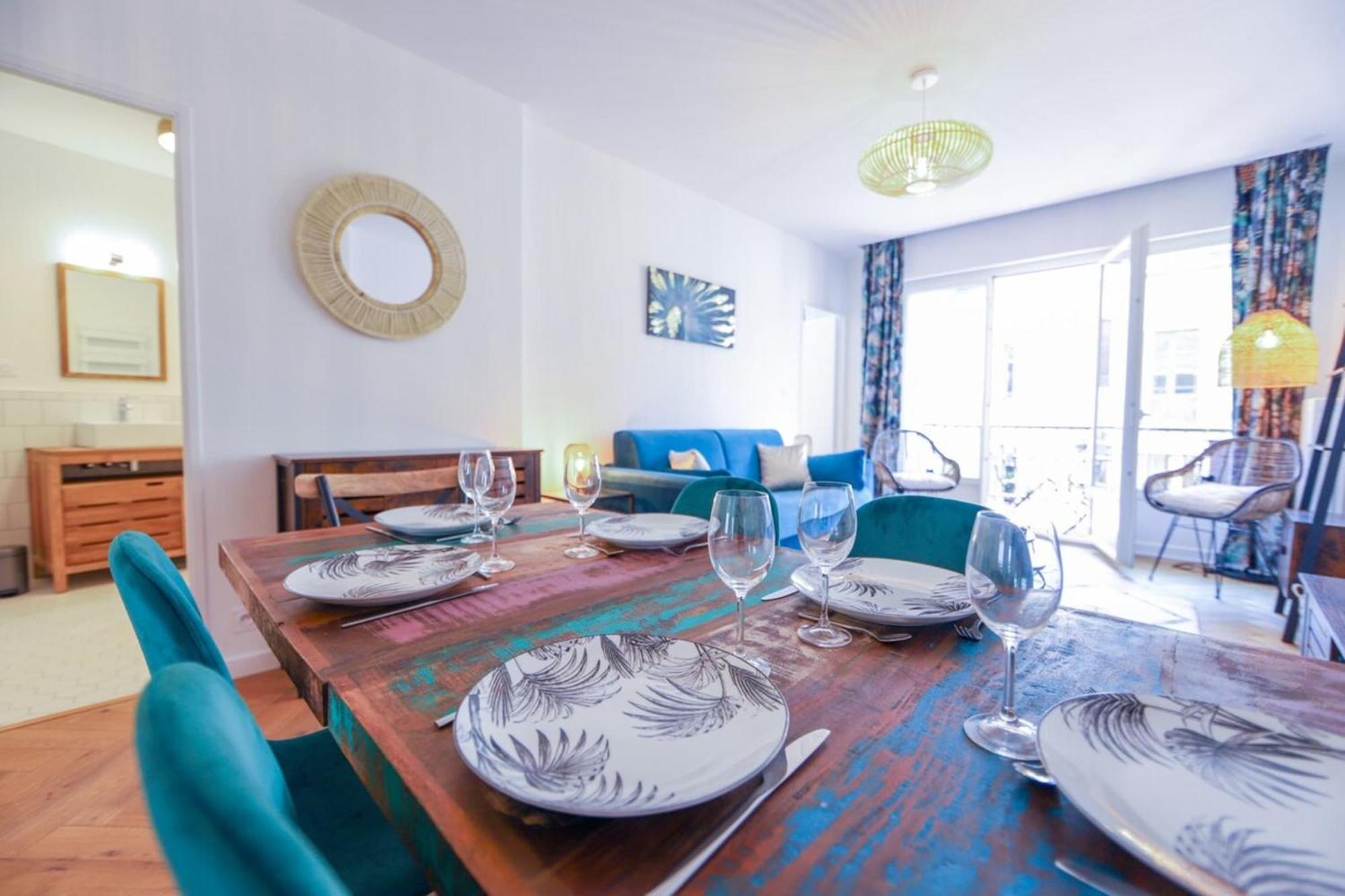 Cozy Along The River - Downtown & Terrace - 4 อานซี ภายนอก รูปภาพ